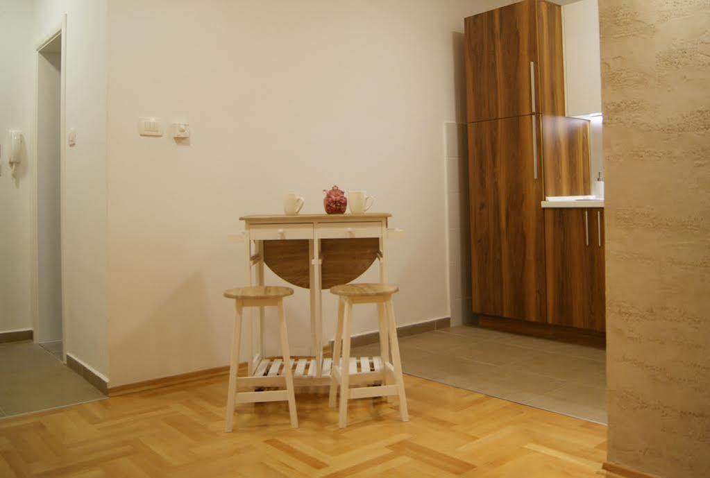 Smart Apartments Skopje Eksteriør bilde