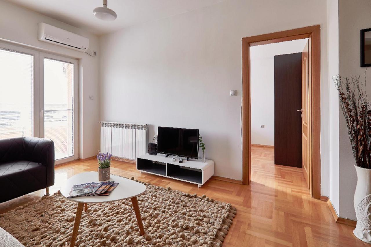 Smart Apartments Skopje Eksteriør bilde